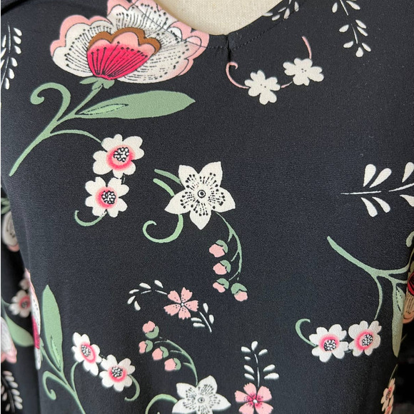 New KAARI blue Dress in Black Pink Multicolored Floral w/Cutout Sleeves Size XS - Picture 2 of 6